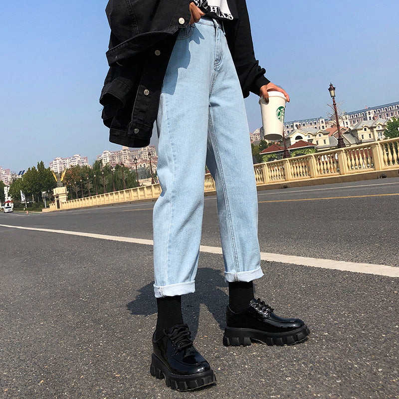 Jean pour femme, pantalon large pour femme.