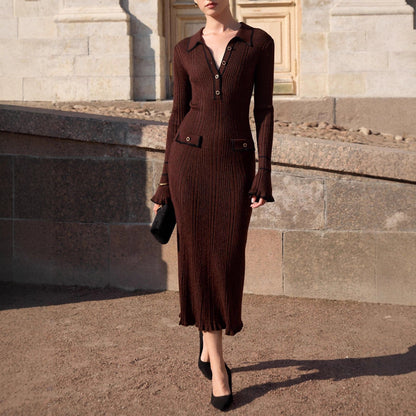 Robe courte en maille contrastée style français pour femme.