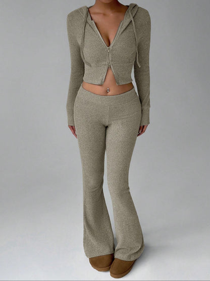Ensemble Zip & Flare – Silhouette Raffinée